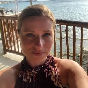 Meet your Posher, Dana